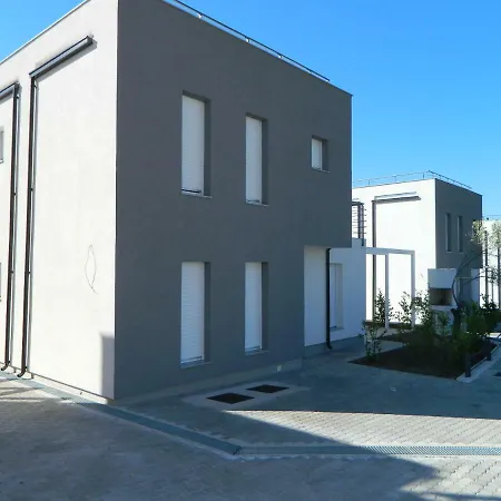 Apartament Ina *
