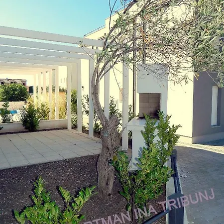 Apartament Ina